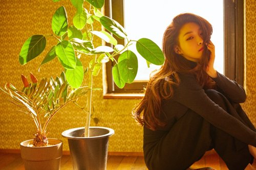 청하와 밀라노 동행 스태프 2명 코로나 확진…청하는 음성