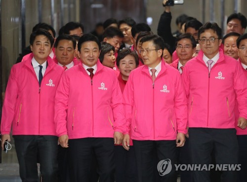 이종걸 "통합당의 핑크색, 색정 상징"…통합당 "지나치게 경박"(종합)