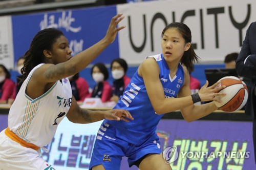 강이슬, 훈련 캠프 계약…WNBA 한국 선수 3명 진출 가능성 ↑