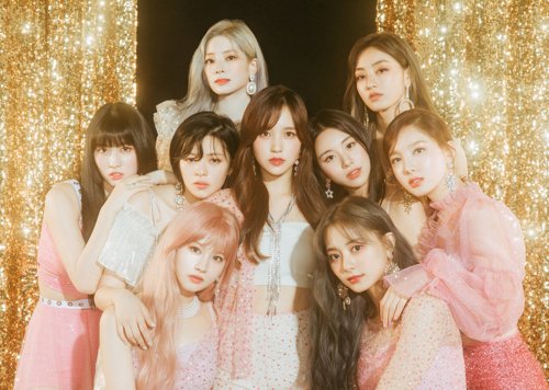 트와이스, 코로나19에 도쿄돔 공연 또다시 연기