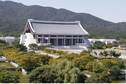 양승조 충남지사 독립기념관 참배…"독립정신으로 위기 극복"