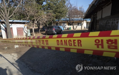 과천 신천지 '슈퍼전파' 위기 넘겼나…신도1천5명중 감염자 3명