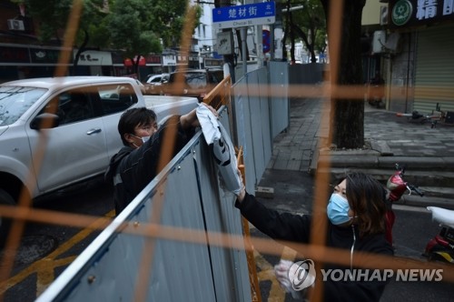중국 코로나19 신규 확진자 573명…누적 환자 8만명 육박