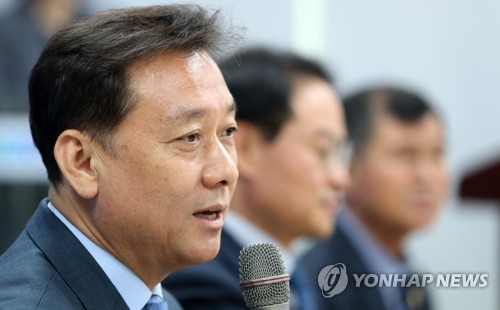 이광재 "좌고우면 않고 강원도에 운명 맡기겠다" 출마 선언