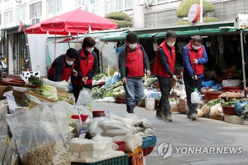 삼일절 행사 취소, 전국 SNS 명소들도 코로나 공포에 한산