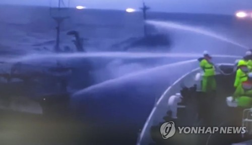 해양호 실종자 수색 '청해진함 무인탐사기' 투입…선미 발견