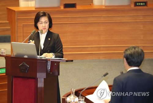 여권 '신천지 압수수색' 잇단 촉구…검찰 '방역 우선' 입장 유지(종합)