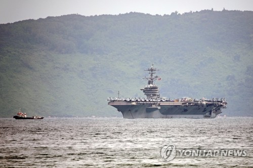 미 해군 항모 루스벨트호 승무원 5천명 전원 코로나19 검진키로