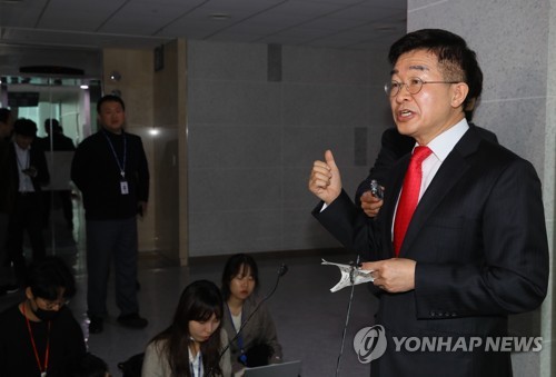 미래한국당, '박근혜 변호사' 유영하 비례공천 배제 시사(종합2보)