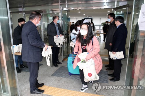 강원대 중국인 유학생 78명 격리 해제…2주 만에 일상으로