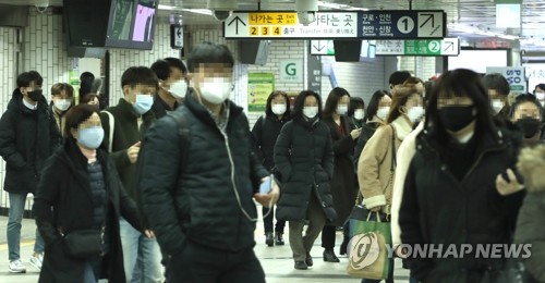 서울 확진자 12명 늘어난 231명…콜센터 74명으로 동일