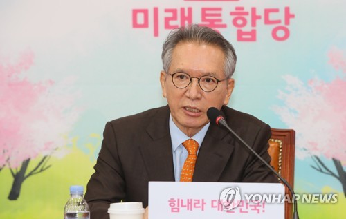 김형오 "미안한 마음 가눌 길 없어…변하지 않으면 다 죽는다"(종합)