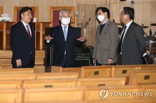 김용삼 차관 "종교계 협력하면 코로나 조기 종식될 수 있어"