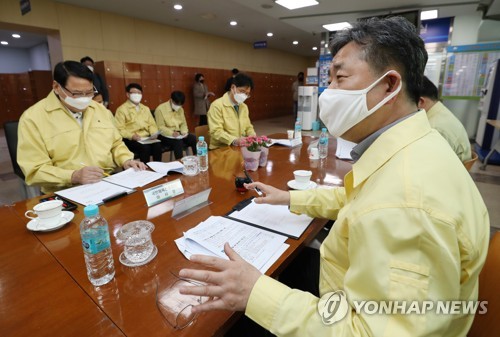 박양우 장관 "체육공단 스포츠센터 소상공인 임대료 50% 감면"(종합)