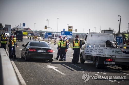 EU, 내부국경 통제 해제 난항…발묶인 사람·차량에 '혼란'