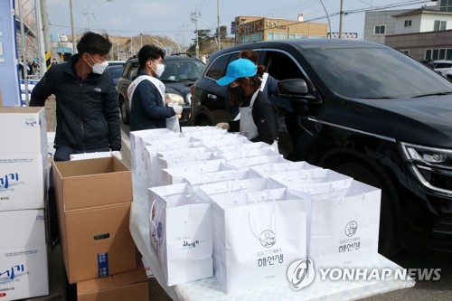 '드라이브 스루' 포항 수산물 연일 완판…수도권 진출 고려