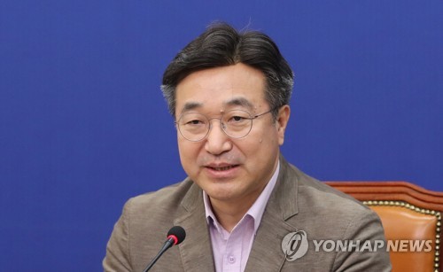여, '형제당 주장' 열린민주 때리기…같은 지지층 놓고 '신경전'
