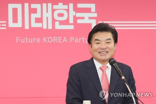 통합→한국 자매간 '추가 수혈' 이뤄질까…불출마자 막판 설득