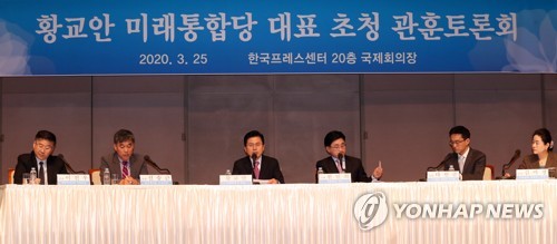 황교안, 미래한국 공천명단 재배치에 "선 넘은 논의 없었다"(종합)