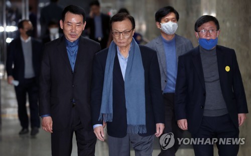 '사기극'이라던 의원 파견 실행한 민주…이해찬 "불가피한 상황"(종합)