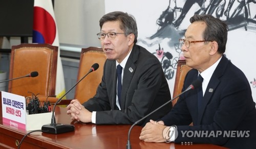 이번에는 통합당 '총선간판' 맡는 김종인…'구원등판' 효과 볼까