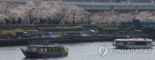 도쿄 코로나19 폭발적 증가 우려에 日수도권 내 이동자제 권고