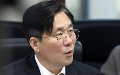 성윤모, 한일대화 앞두고 "일본 수출규제 원상회복 촉구"