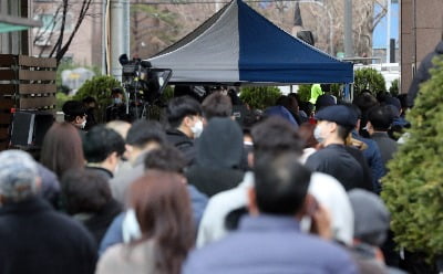 구로구 콜센터 확진자 최소 64명 '집단감염'…"앞으로 확진자 더 나올 것" [종합2보]