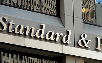 S&P, 올 한국 경제성장률 전망 1.6%→1.1%로 낮춰