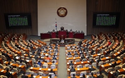 '타다 금지법' 국회 통과…현행 타다 서비스 불가능해져