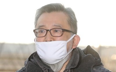 검찰, 김학의 성폭행 고소 무혐의 처분…수사 마무리