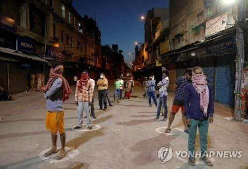 남아시아 코로나 확산 고삐 풀리나…봉쇄령에도 확진자 급증(종합)