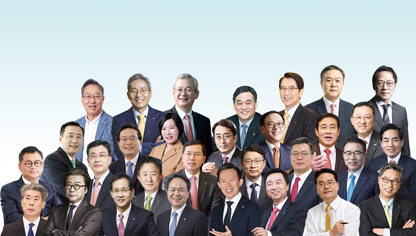 [파워 금융인 30]‘카뱅 돌풍’…베스트 금융 CEO 1위 ‘윤호영 대표’