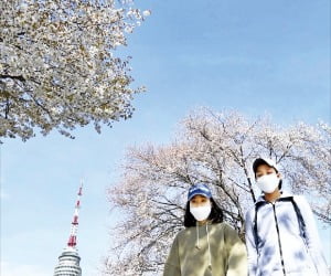 [오늘 날씨] 전국 흐리다 맑아지는 토요일…낮 최고 22도