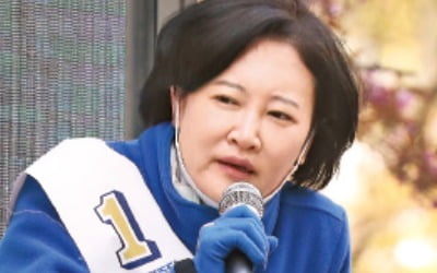 '女 판사대결' 이수진, 4선 나경원 제쳐