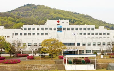 음압병상 5일 만에 303개 '뚝딱'…절박한 환자 생명 지킨 국군대구병원