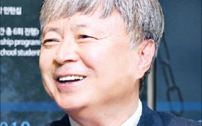 법무법인 율촌 "전문성 갖춘 변호사들로 무장…공정거래·조세분야 강점 키울 것"