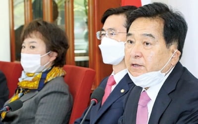 통합당, 결국 '김종인 비대위' 선택…金 "무기한 전권 달라"