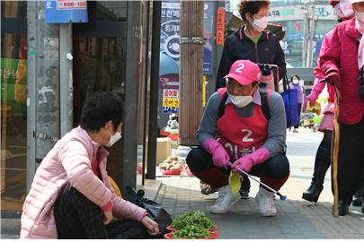 이학재 후보측, 주민단체 회장 고발…주민단체 반발