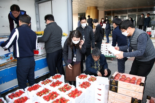 "코로나19 고통 분담하자"…충북교육청 직원들, 성금 모급