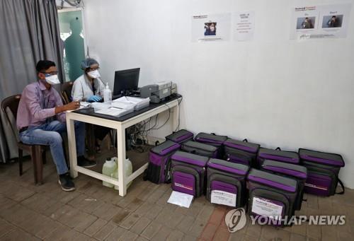 남아시아, 코로나19 검사에 신속진단키트 본격 투입(종합)