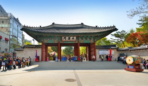 일제가 철거한 덕수궁 대한문 월대 복원한다