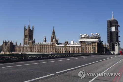 "영국 의회, 중국 소유 기술기업 임원 소환…안보 우려 추궁"