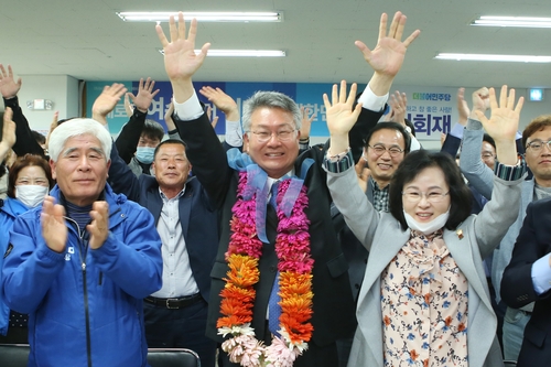 [당선인 인터뷰] 김회재 "여수산단 특별법으로 경제위기 타파"