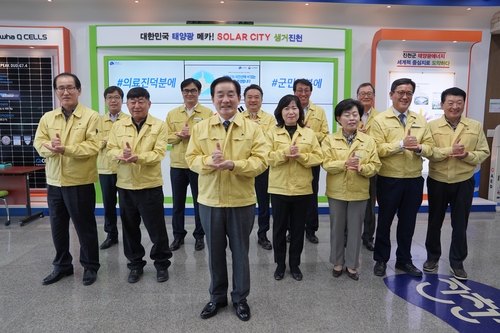 "의료진 힘내세요" 송기섭 진천군수 '덕분에 챌린지' 동참