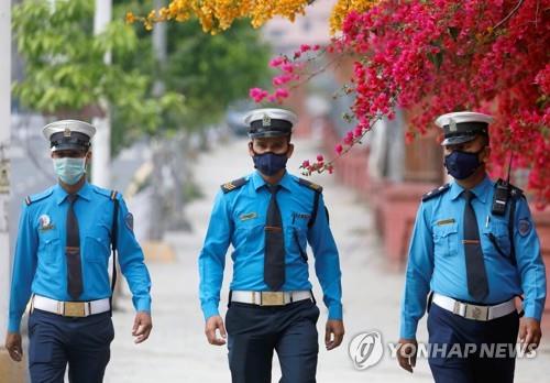 네팔, 봉쇄 조치 열흘 연장…인도 지방정부도 재연장 검토(종합)