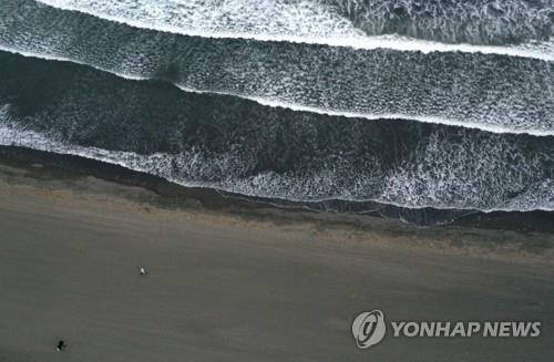 코로나에 숨죽인 日열도…"전입자 2주간 자가 격리"