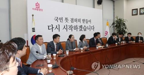 전국위 하루 앞둔 통합당, '김종인 비대위' 논란 최고조로(종합)