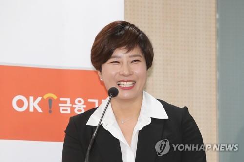 박세리 감독 "무관중 골프 대회에 적응해야"