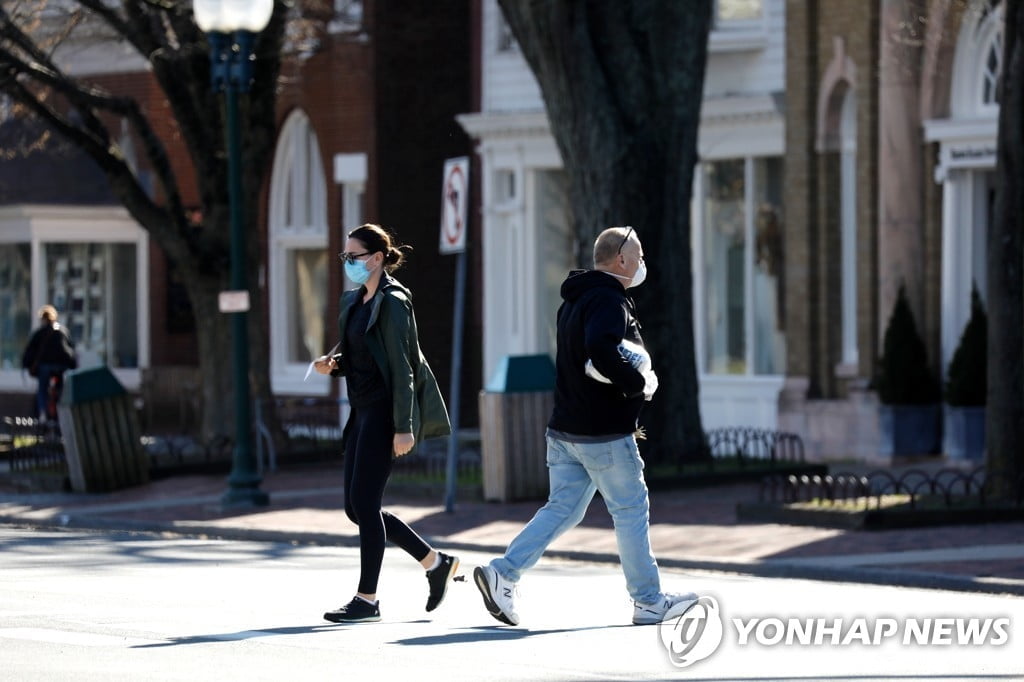 "뉴욕 코로나19 환자 대다수, 유럽 관광객에게서 감염"